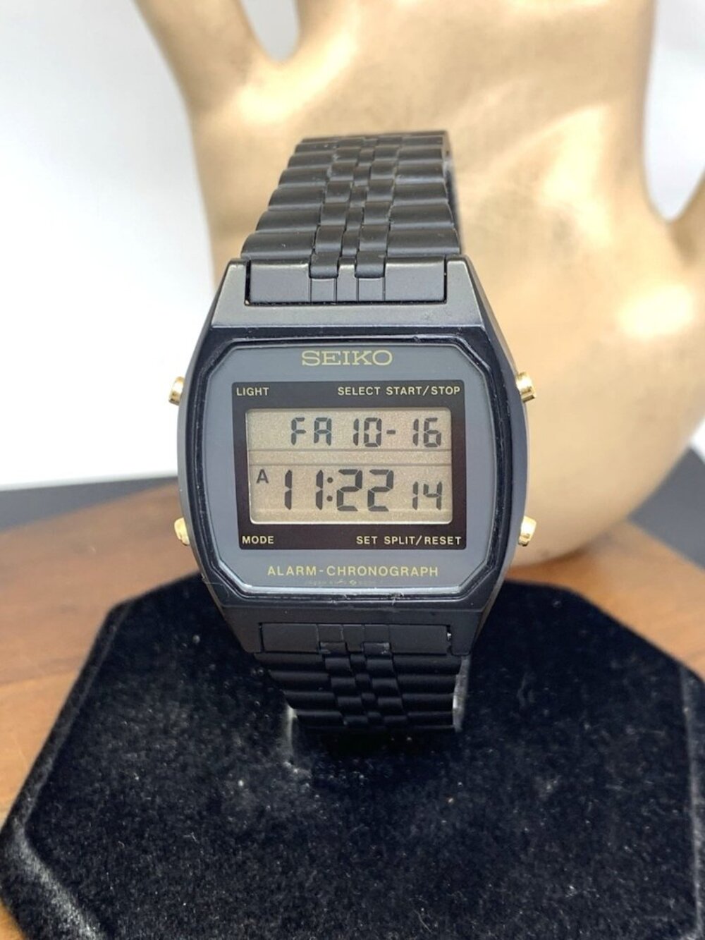 Seiko Watch A904-5019 Quartz Vintage Digital Black Stainless Steel 33mm